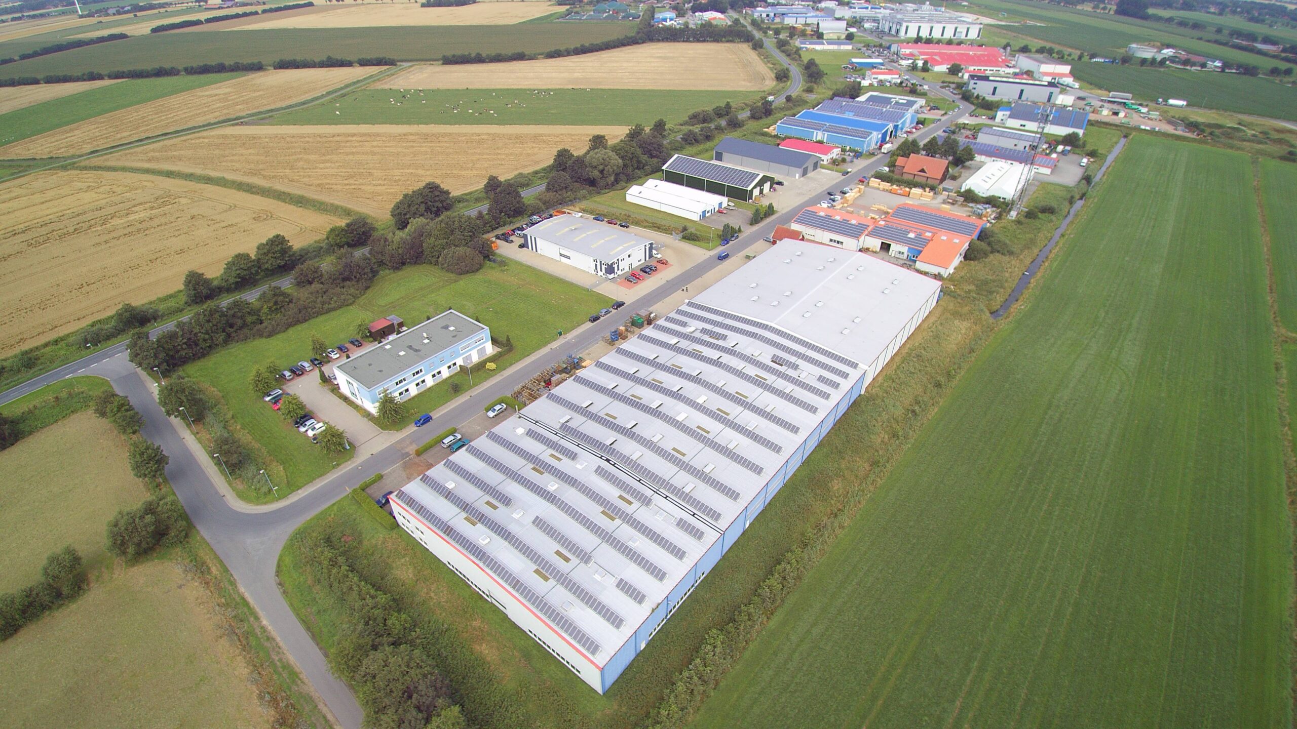Luftaufnahme des RETEK-Standorts Riepe in Ihlow